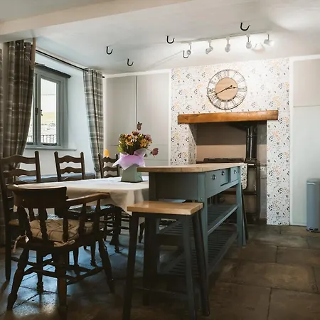 The At Highside Farm